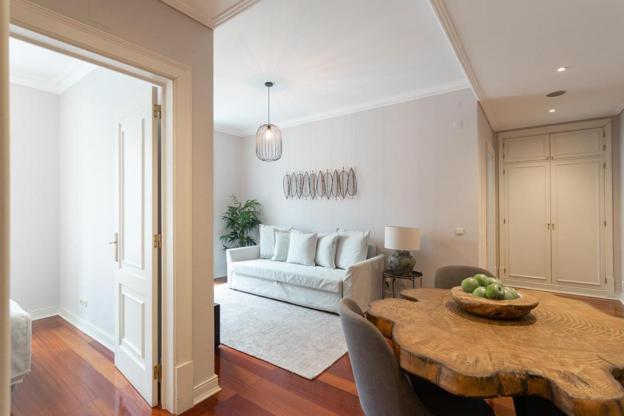 Living Chiado Apartment Lisabona Exterior foto